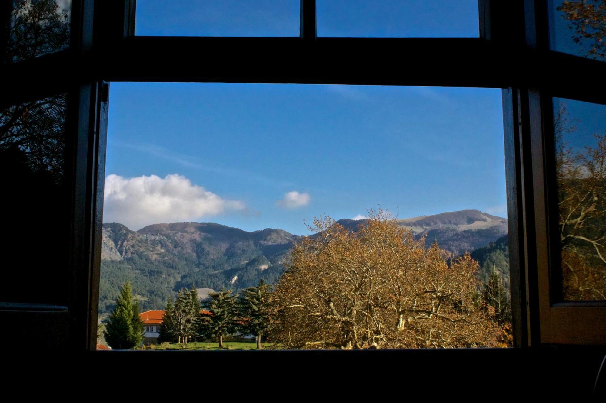 Hotel Galaxias Metsovo Exterior photo
